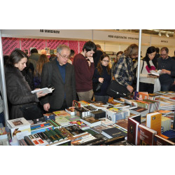 В Москве открылась XIX Международная ярмарка интеллектуальной литературы
