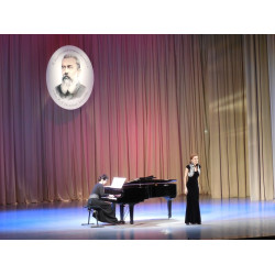 В Тихвине пройдет конкурс молодых оперных певцов