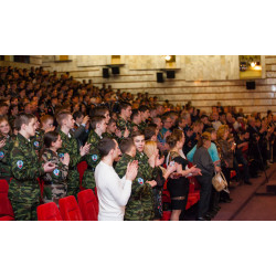 «Тысячи мальчишек, посмотрев эту ленту, выбрали своей профессией «Родину защищать»