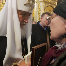 Кемерово. 40 дней. Патриарх Кирилл утешил родственников жертв пожара