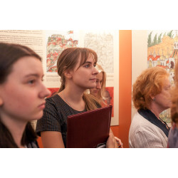 В Музее имени Андрея Рублева открылась выставка «Хоругви XVII века»