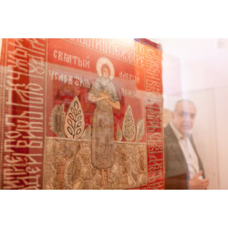 В Музее имени Андрея Рублева открылась выставка «Хоругви XVII века»