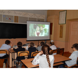 Школьники из ст. Елизаветинской посмотрели «Сказ о Петре и Февронии»