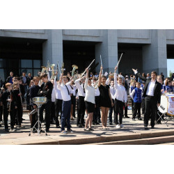 1000 юных музыкантов воспоют День Победы на Поклонской горе
