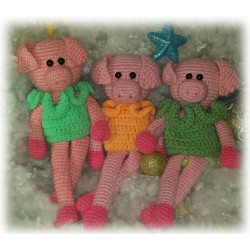 Детский мир «Вверх» рекомендует: Мишенька Снегурочка, Леди Кэтлин и Хрюша Стройняша