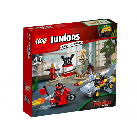 Конструктор LEGO 10739 Juniors Нападение акулы